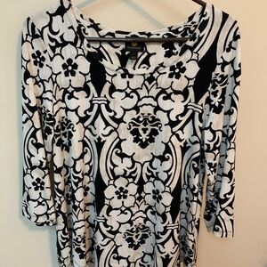 JM Collection Black and White Floral Blouse